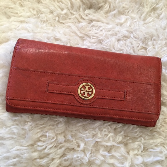 Long flap wallet - Picture 1 of 6